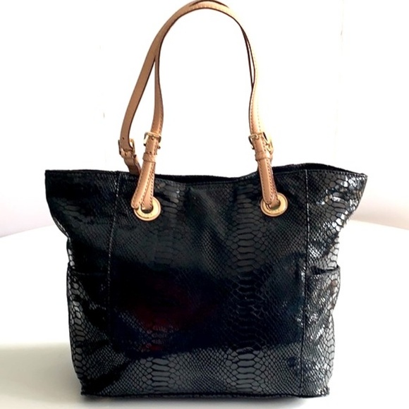 Michael Kors Black Python Leather Jet Set Tote - Picture 2 of 8